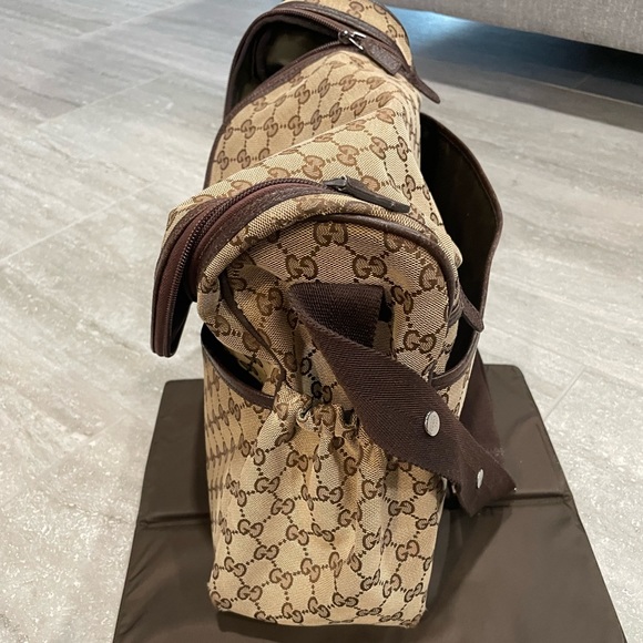 Authentic Gucci diaper bag - Picture 3 of 5